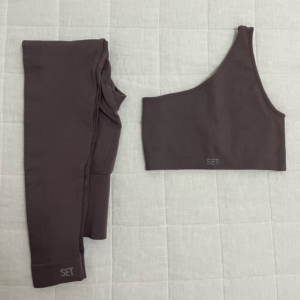 SET Active One-Shoulder Sports Bra + High-Waist Leggings in Mauve - Picture 2 of 5